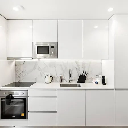 Urban Paradise, Sleek Flat * Porto